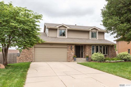 4667 S 152nd Cir, Omaha, NE, 68137-5112 | Card Image