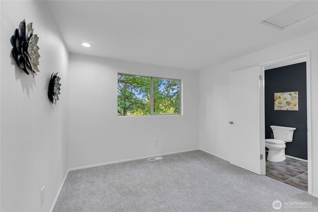 2nd bedroom | Image 29