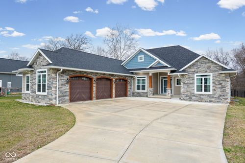 1015 Peach Ln, Covington, IN, 47932-1352 | Card Image