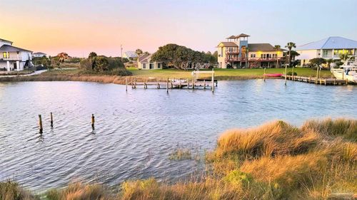 510 Fort Pickens Rd, Pensacola Beach, FL, 32561-2016 | Card Image