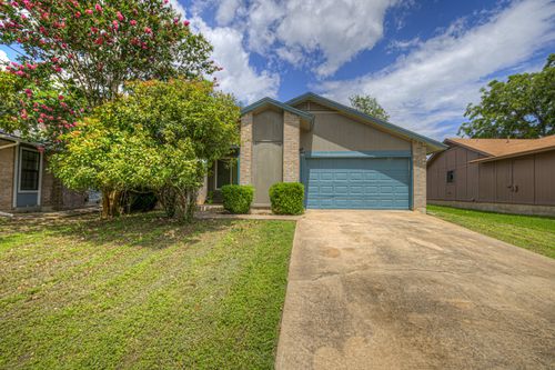 1905 Castle Gate Circle, San Marcos, TX, 78666 | Card Image