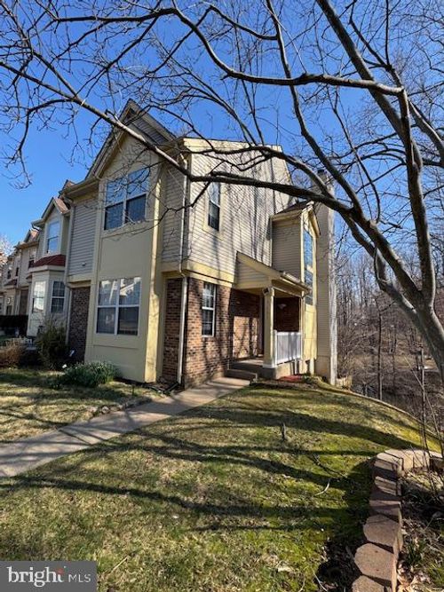 15661 Montview Dr, DUMFRIES, VA, 22025-1327 | Card Image