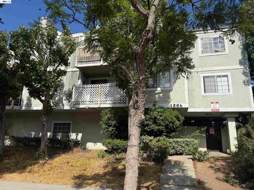 103a-1566 Pine Ave, Long Beach, CA, 90813-5610 | Card Image