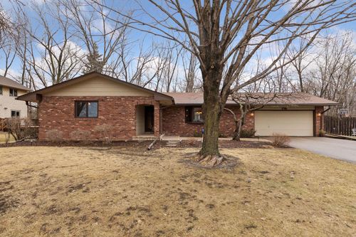 1795 Lake Valentine Rd, Arden Hills, MN, 55112-2839 | Card Image