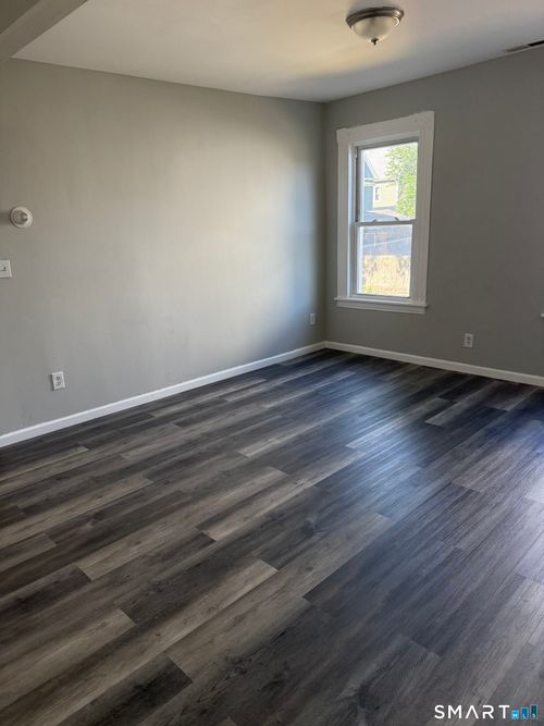 109b-109 Madison Avenue, Bridgeport, CT, 06604 | Card Image