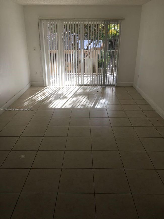 APT-209 - 15231 Sw 80 Th St, Condo with 2 bedrooms, 2 bathrooms and null parking in Miami FL | Image 7