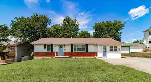 403 W South St, Warrensburg, MO, 64093-2140 | Card Image
