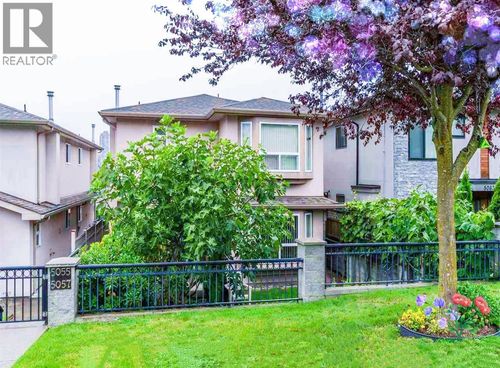 5057 Dominion St, Burnaby, BC, V5G1C8 | Card Image