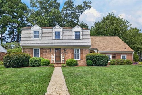 916 Five Forks Road, Virginia Beach, VA, 23455 | Card Image
