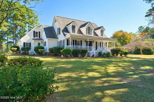 9681 Deerfield Cir, Laurinburg, NC, 28352-1407 | Card Image