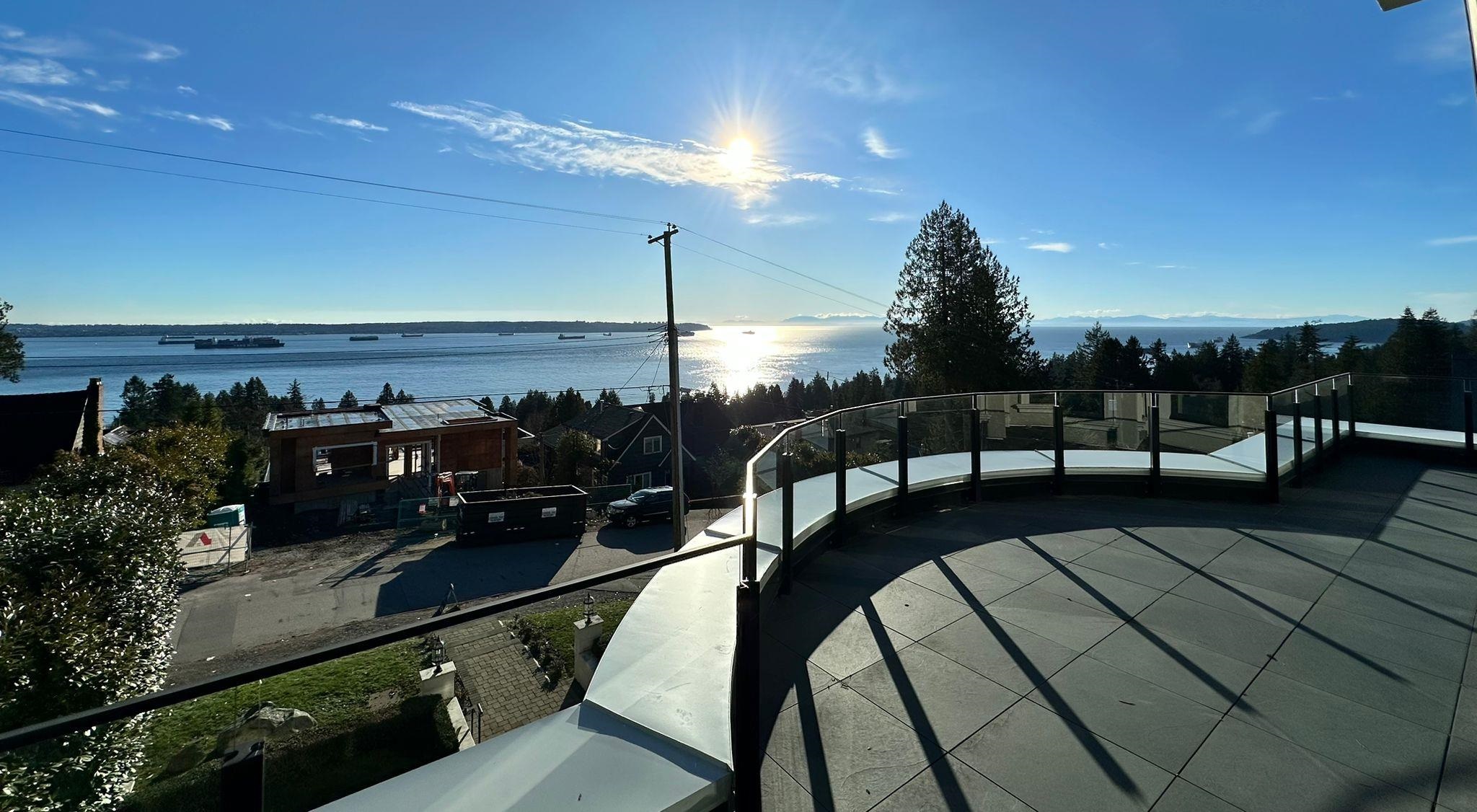 2623 Ottawa Avenue, For Sale in