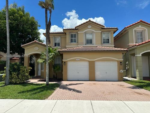 0-7454 Nw 112th Pl, Medley, FL, 33178-1342 | Card Image