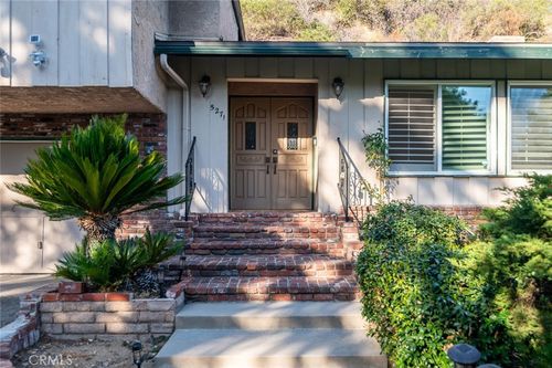 5271 Gould Ave, La Canada Flintridge, CA, 91011 | Card Image