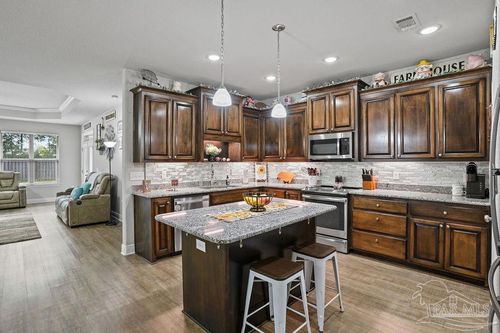 3916 Shady Grove Dr, Pace, FL, 32571-8504 | Card Image