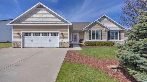 522 Cloverdale Lane, Plymouth, WI, 53073 | Card Image