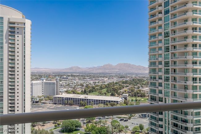 UNIT-2502 - 2877 Paradise Rd, Home with 3 bedrooms, 3 bathrooms and 1 parking in Las Vegas NV | Image 61
