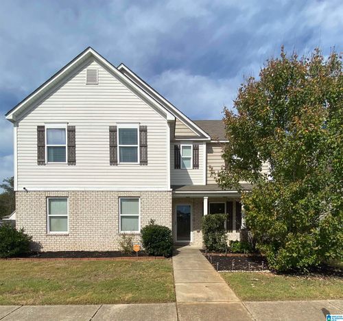 4695 Brookshire Ln, BESSEMER, AL, 35022-1201 | Card Image