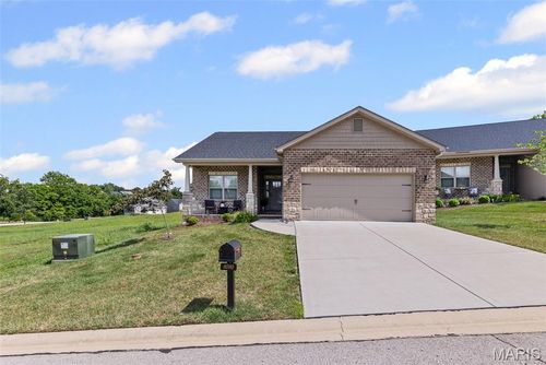 8080 Villa Valley Ln, Caseyville, IL, 62232-1147 | Card Image