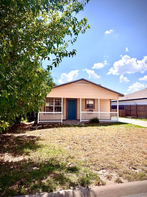 2117 Woodlawn Dr, San Angelo, TX, 76901-2023 | Card Image