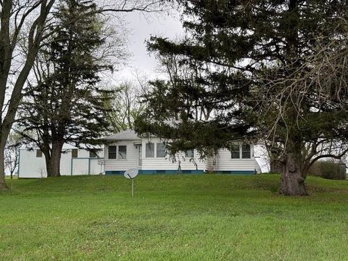 827 N 3450th Rd, Utica, IL, 61373-9733 | Card Image