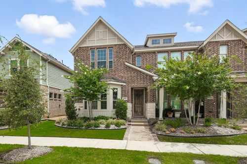 4507 Smokey Quartz Ln, Arlington, TX, 76005-1352 | Card Image