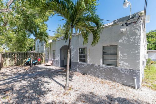 180 Nw 59th St, Miami, FL, 33127-1252 | Card Image