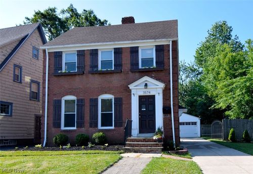 3574 Farland Rd, University Heights, OH, 44118-3003 | Card Image