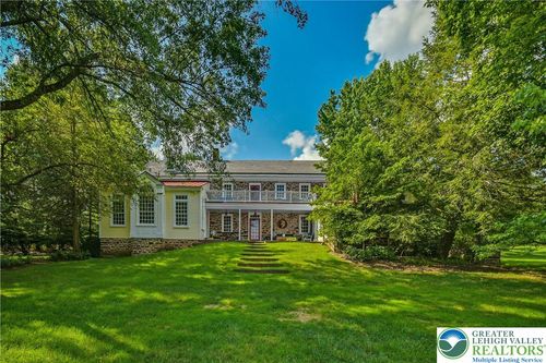 523 Geigel Hill Rd, Ottsville, PA, 18942-9795 | Card Image