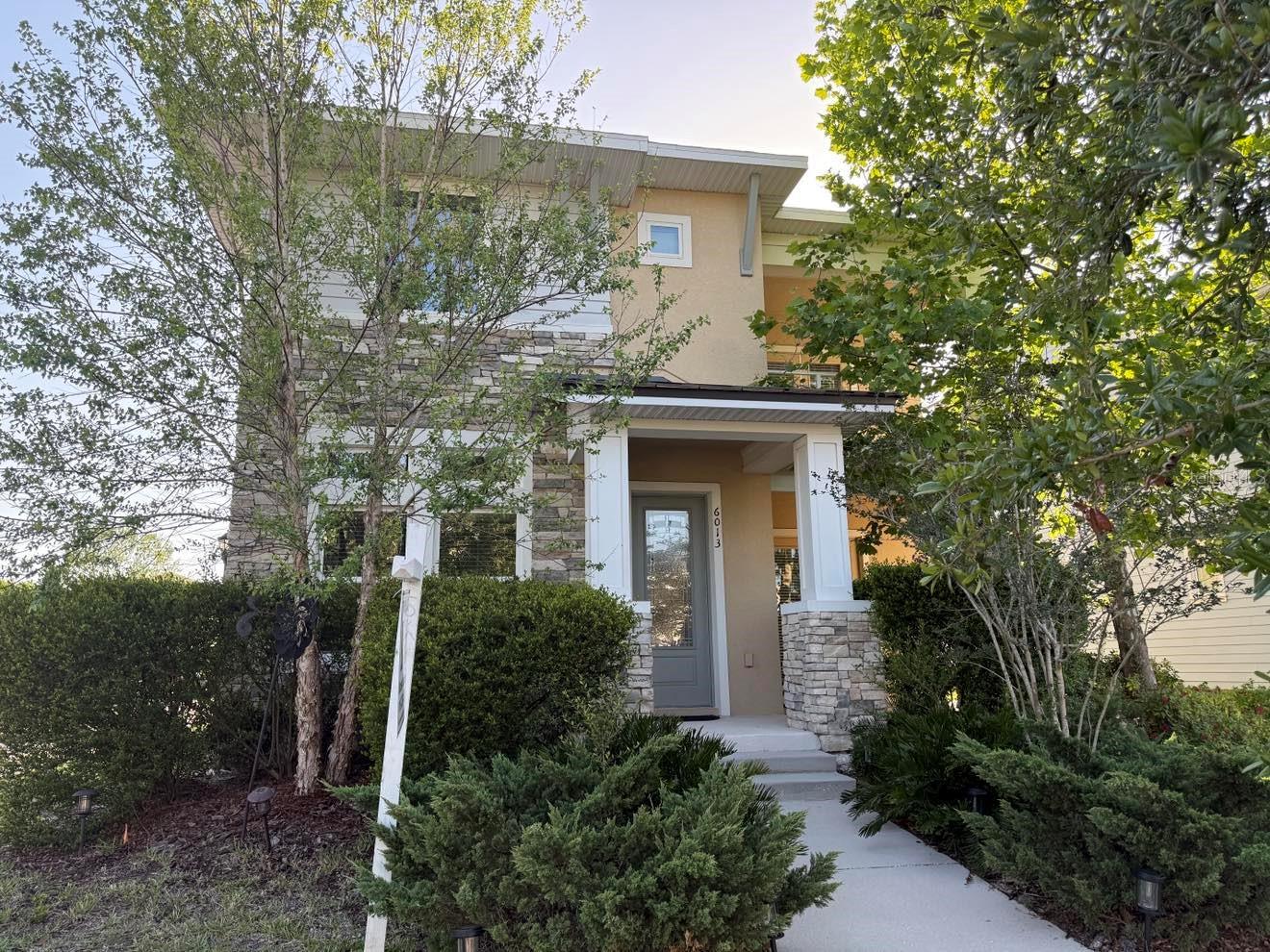 Caldera Ridge Dr, Lithia, FL 33547
