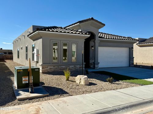 7557 Clarion Way, Las Cruces, NM, 88012-8097 | Card Image