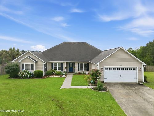 803 Canvas Ct, Swansboro, NC, 28584-8844 | Card Image