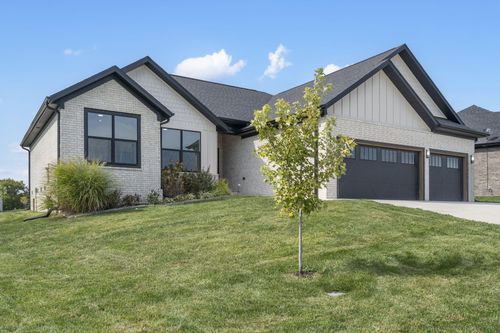 5881 S Franklin Ave, Springfield, MO, 65810-2354 | Card Image