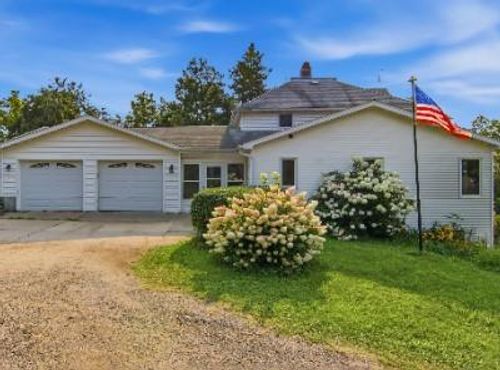 4110 / 4160 Folsom Street, UNION, WI, 54703 | Card Image
