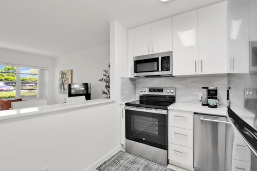 175 Fanshaw E, Boca Raton, FL, 33434-3086 | Card Image