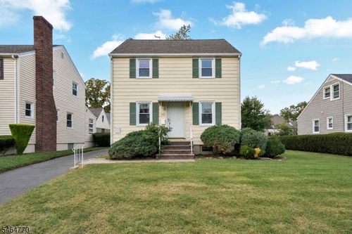 842 Travers St, Union, NJ, 07083-7114 | Card Image