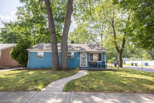 5981 N Dowling St, Westland, MI, 48185-8112 | Card Image