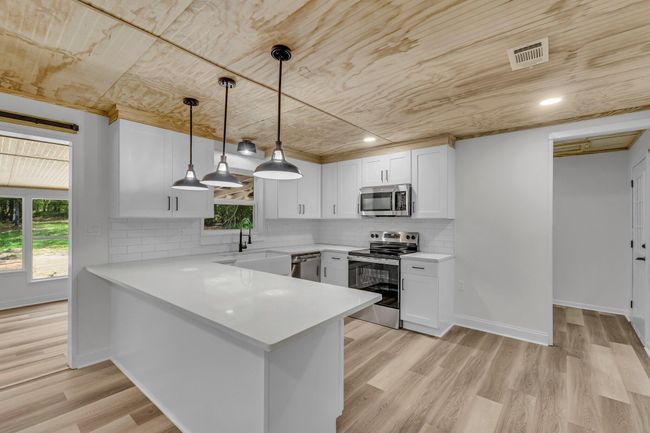 Kitchen | Image 4