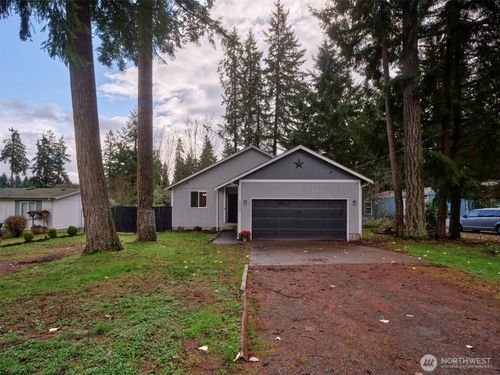 16935 Kalmia Ct Se, Yelm, WA, 98597-9737 | Card Image