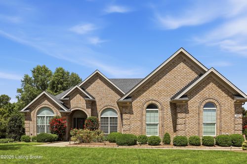 383 Woodland Pass, Mt Washington, KY, 40047-5820 | Card Image