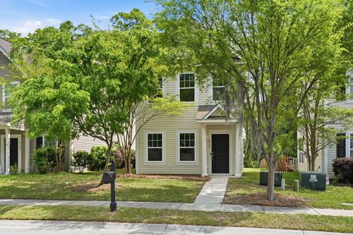 4938 Ballantine Dr, Summerville, SC, 29485-9010 | Card Image