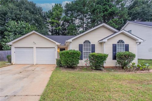 6384 Stonebridge Creek Ln, Lithonia, GA, 30058-6410 | Card Image