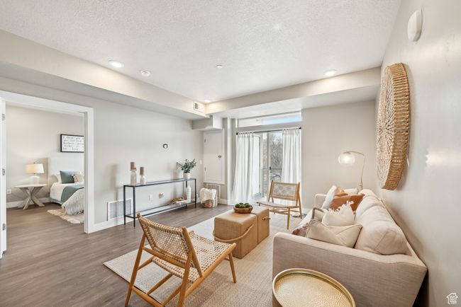 302 - 2101 Main St, Condo with 3 bedrooms, 3 bathrooms and 4 parking in Sunset UT | Image 10