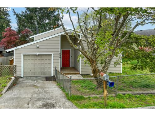 929 W Clatsop Ave, Astoria, OR, 97103 | Card Image