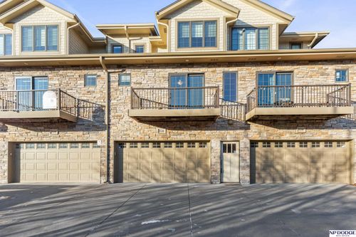 5138 Dodge St, Omaha, NE, 68132-2838 | Card Image