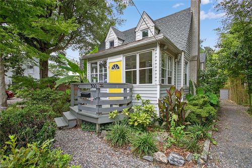 300 Richmond Dr, Hampton, VA, 23664-1430 | Card Image