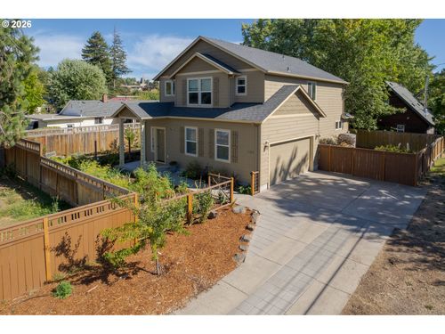 1148 W 21st Ave, Eugene, OR, 97405-2115 | Card Image
