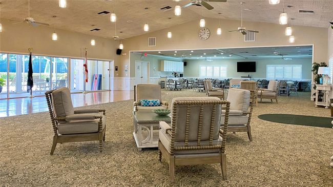 402 Grove Isle Cir, Condo with 2 bedrooms, 2 bathrooms and null parking in Vero Beach FL | Image 43
