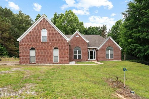639 Plantation Way, Byhalia, MS, 38611-6929 | Card Image