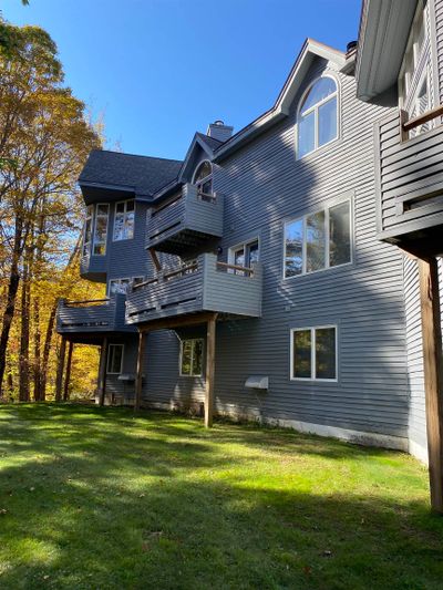 4C - 11 Dutchman Lane, Condo with 3 bedrooms, 1 bathrooms and null parking in Wilmington VT | Image 2