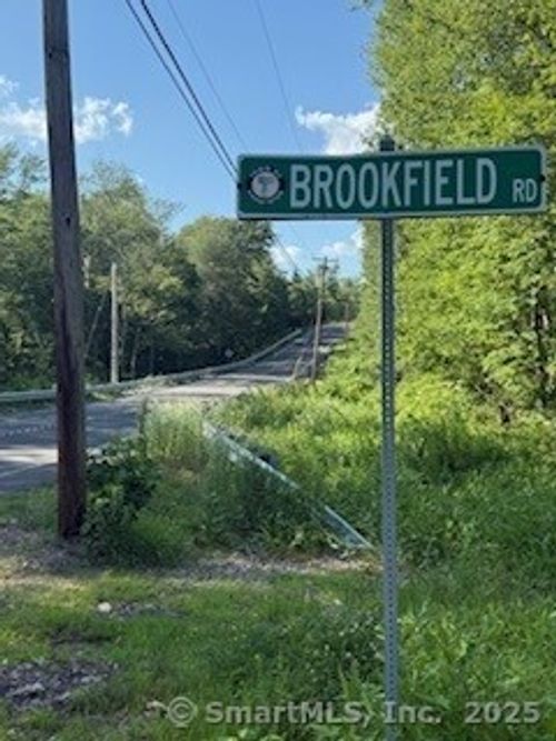 1 Brookfield Rd, Harwinton, CT, 06791-2408 | Card Image